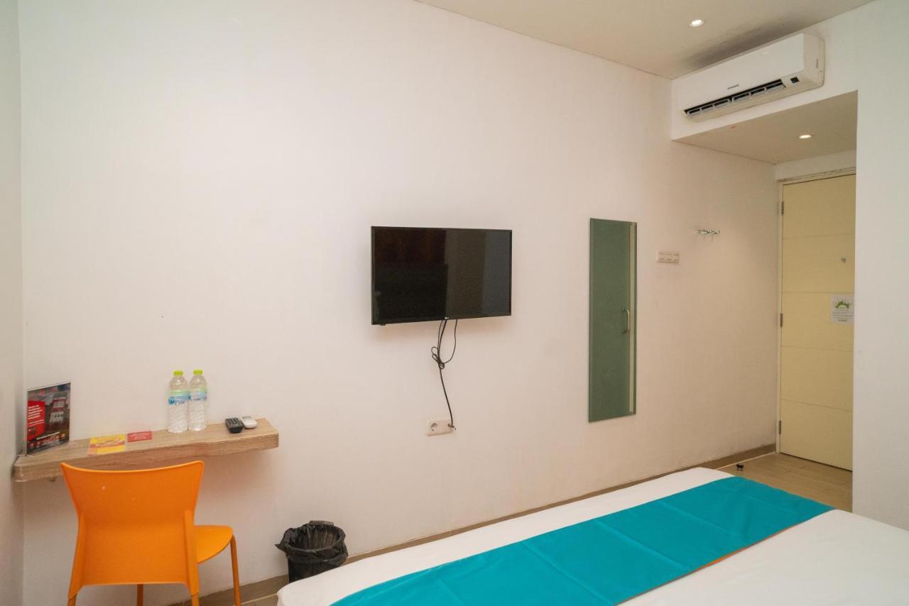 Sans Hotel Kupang Indah Surabaya By Reddoorz المظهر الخارجي الصورة