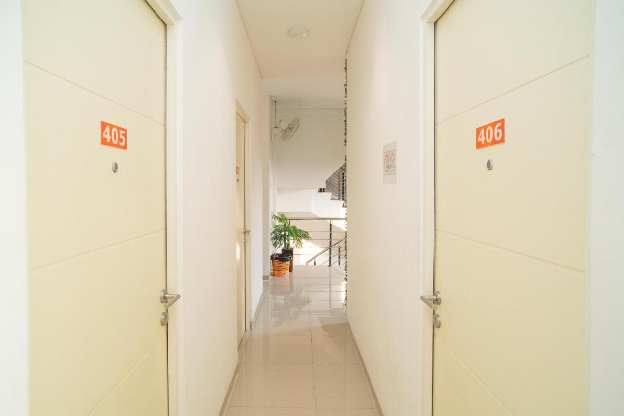 Sans Hotel Kupang Indah Surabaya By Reddoorz المظهر الخارجي الصورة
