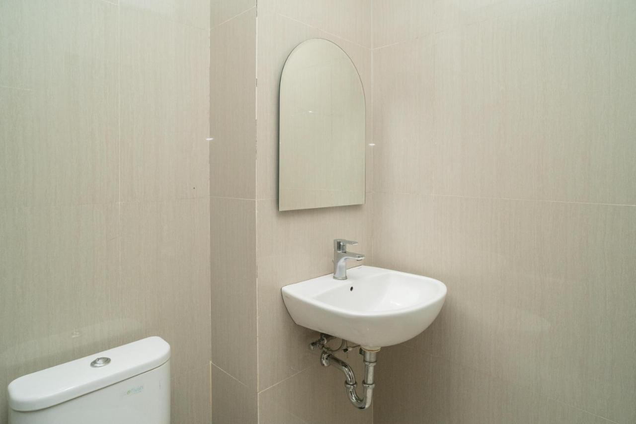 Sans Hotel Kupang Indah Surabaya By Reddoorz المظهر الخارجي الصورة