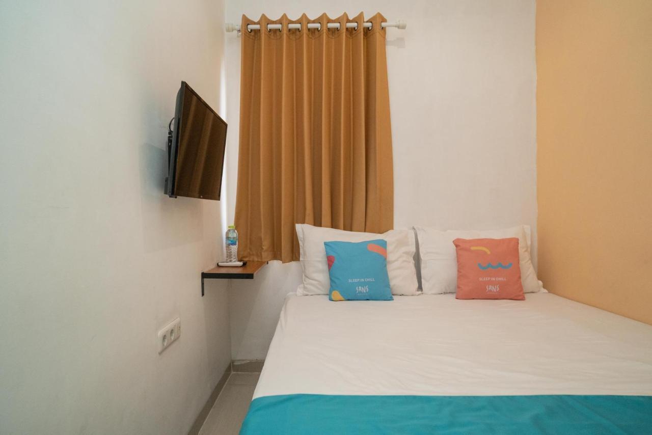 Sans Hotel Kupang Indah Surabaya By Reddoorz المظهر الخارجي الصورة