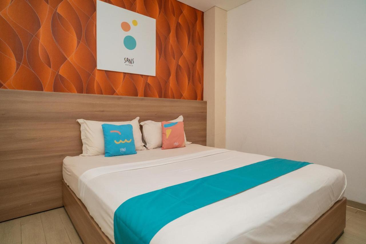 Sans Hotel Kupang Indah Surabaya By Reddoorz المظهر الخارجي الصورة