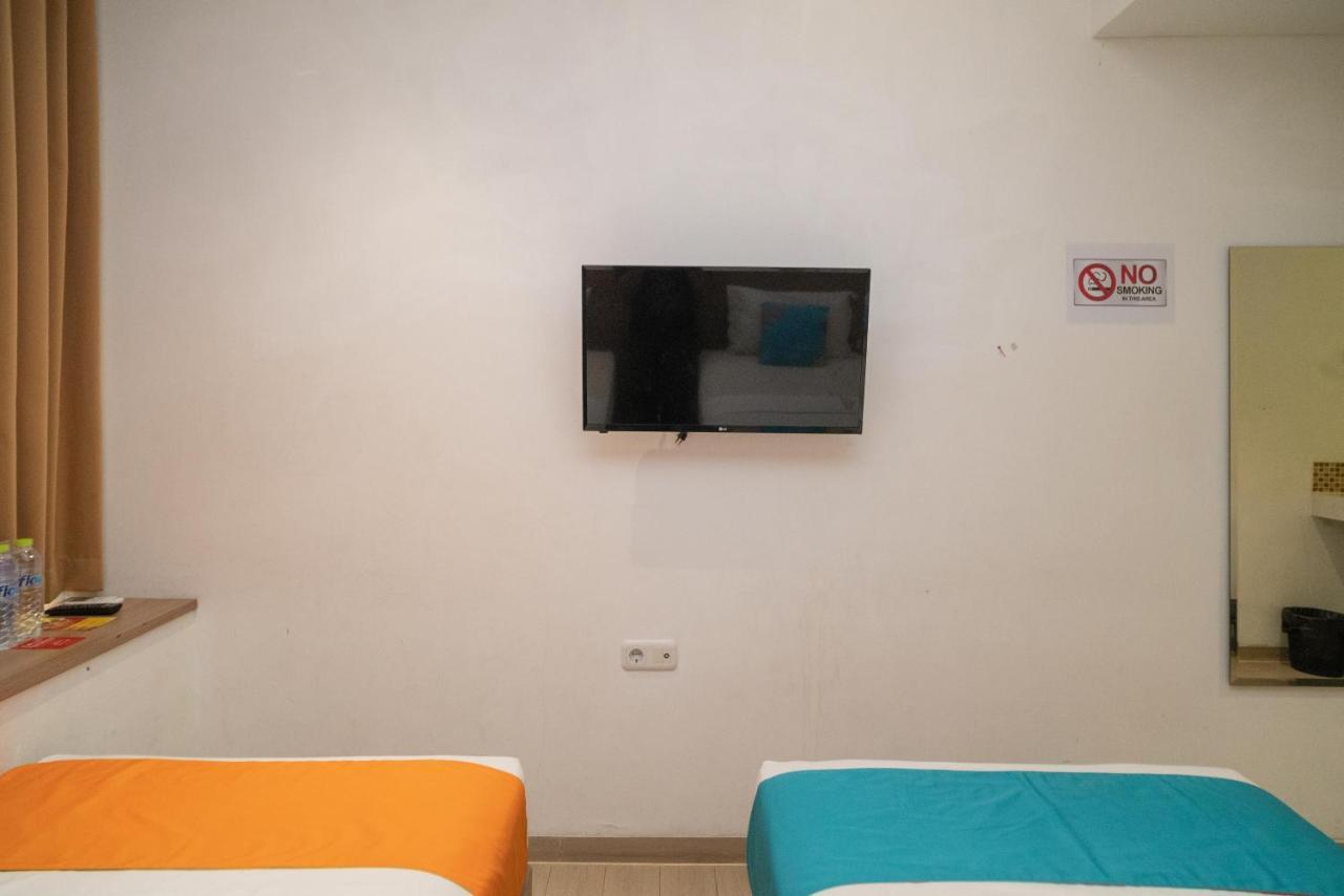 Sans Hotel Kupang Indah Surabaya By Reddoorz المظهر الخارجي الصورة