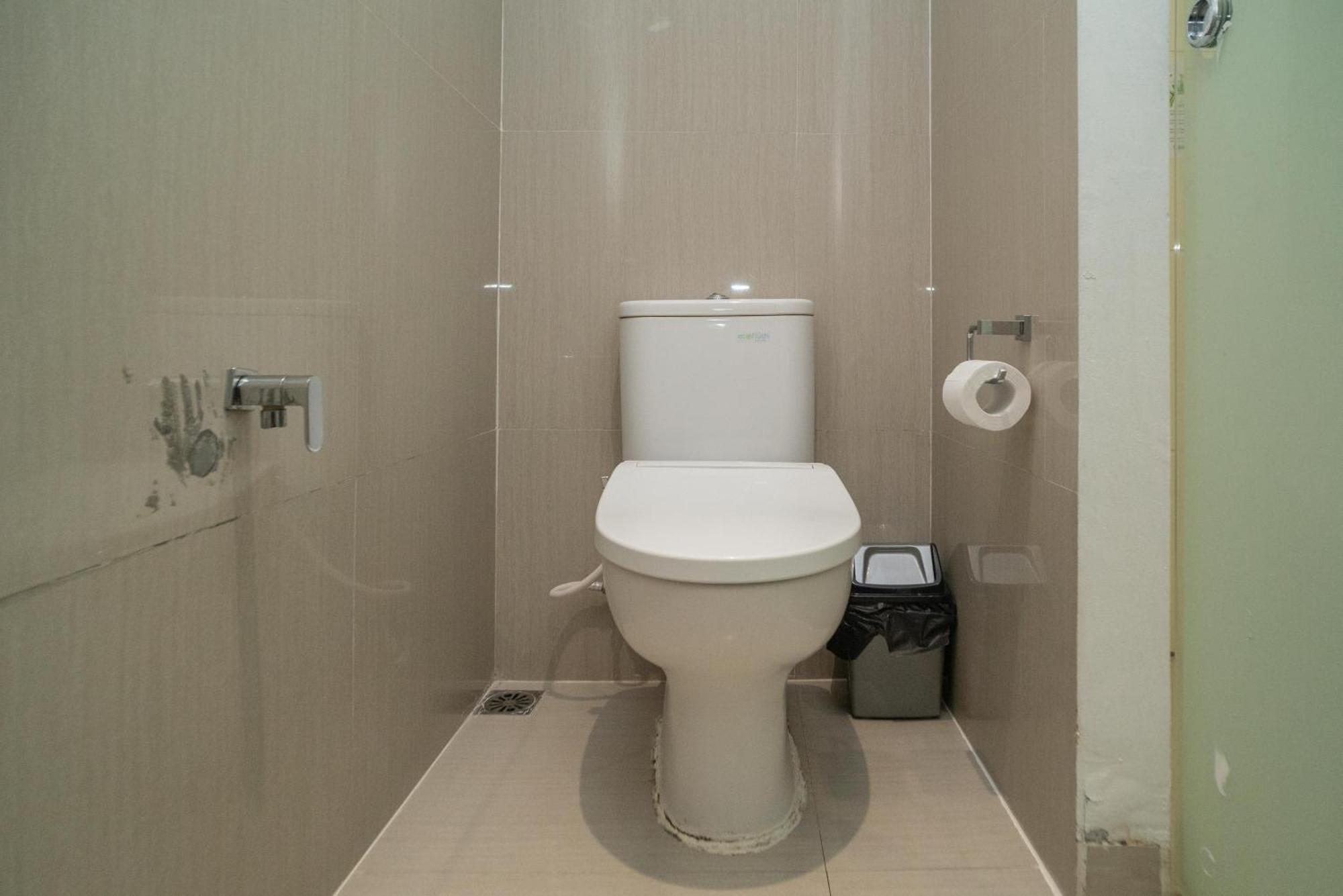 Sans Hotel Kupang Indah Surabaya By Reddoorz المظهر الخارجي الصورة